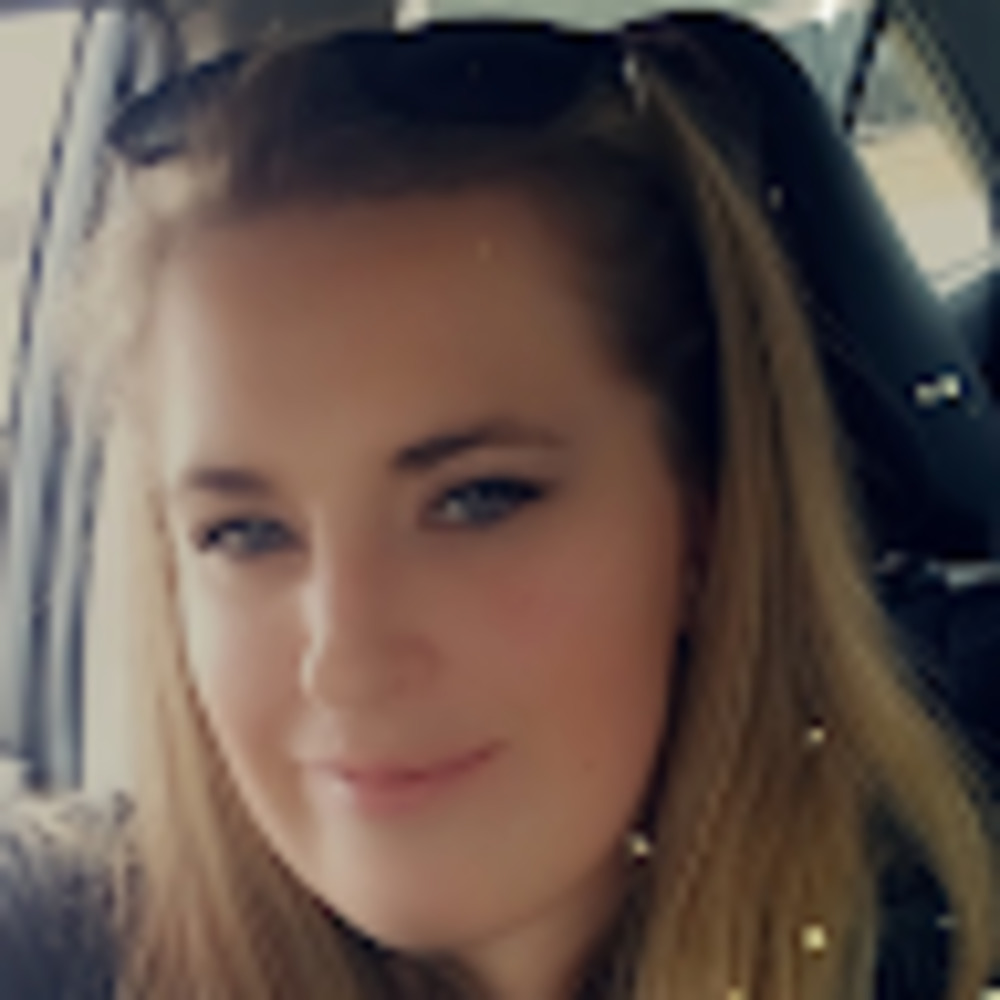 Meet your Posher, Casey